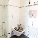 & Restaurant Fackelgarten Plau Am بلاو ام سي