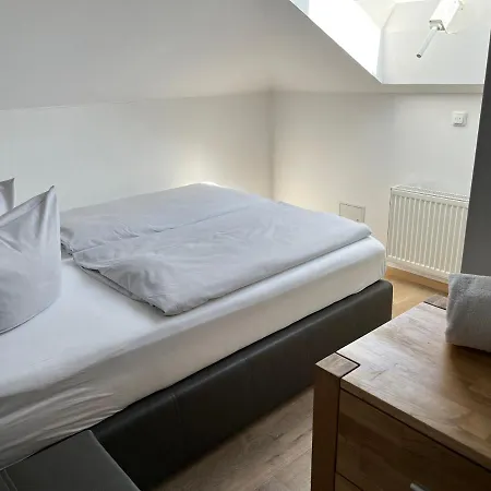 & Restaurant Fackelgarten Plau Am Plau am See