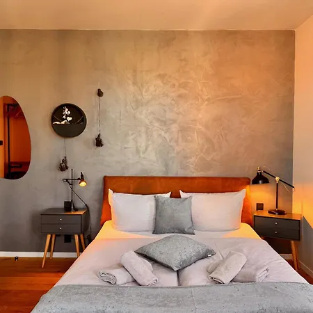 & Restaurant Fackelgarten Plau Am Hotell