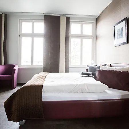 & Restaurant Fackelgarten Plau Am Hotell Plau am See