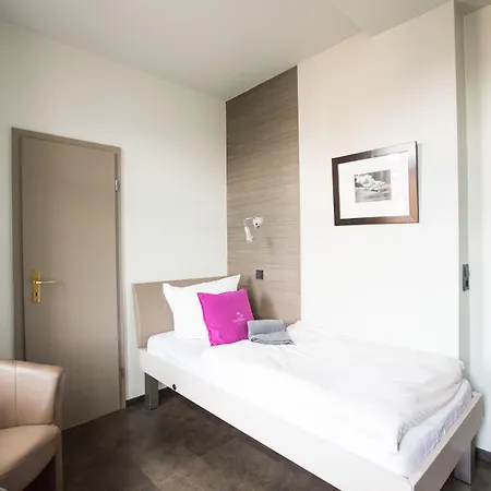 & Restaurant Fackelgarten Plau Am Plau am See