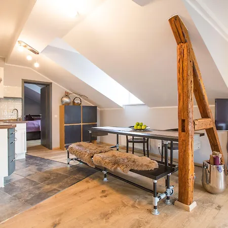 & Restaurant Fackelgarten Plau Am Hotell 3*