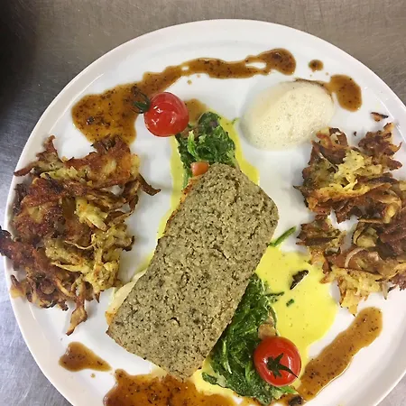 & Restaurant Fackelgarten Plau Am Hotell