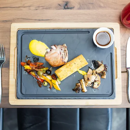 Hotell & Restaurant Fackelgarten Plau Am Plau am See