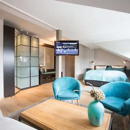 Hotell & Restaurant Fackelgarten Plau Am