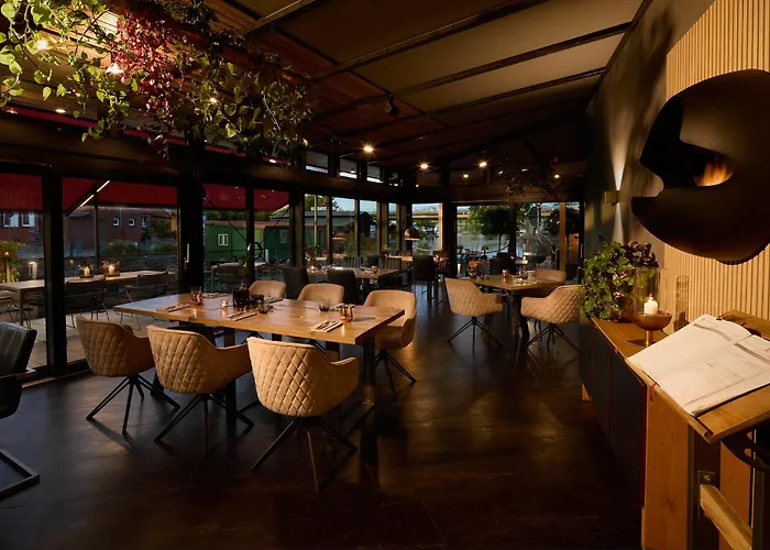 & Restaurant Fackelgarten Plau Am