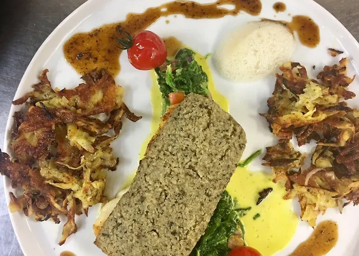 & Restaurant Fackelgarten Plau Am Hotel