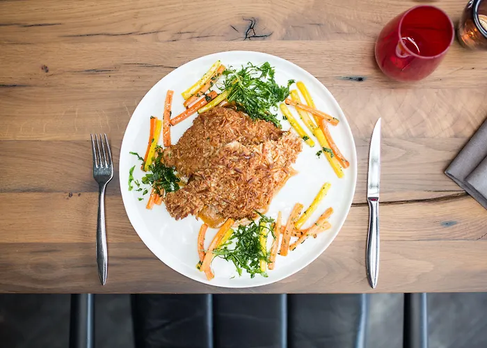 Hotel & Restaurant Fackelgarten Plau Am 3*