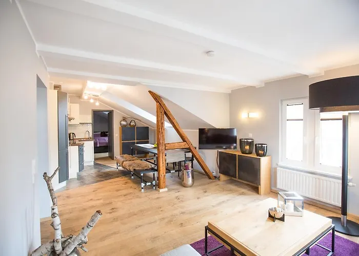 & Restaurant Fackelgarten Plau Am Hotell